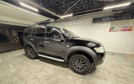 Mitsubishi Pajero Sport II рестайлинг, 2012 год, 1 500 000 рублей, 4 фотография