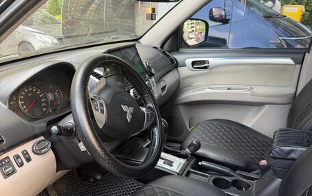 Mitsubishi Pajero Sport II рестайлинг, 2012 год, 1 500 000 рублей, 7 фотография