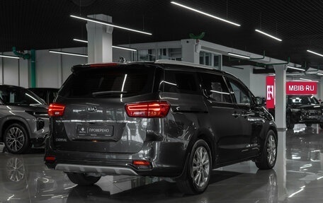 KIA Carnival III, 2018 год, 3 100 000 рублей, 5 фотография