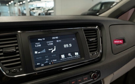 KIA Carnival III, 2018 год, 3 100 000 рублей, 27 фотография