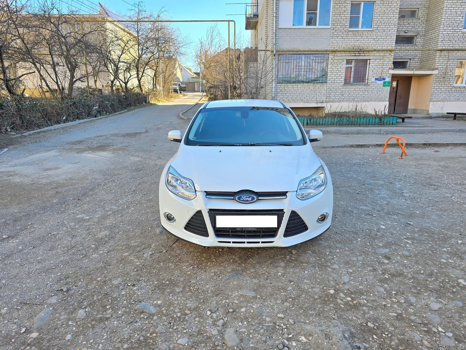 Ford Focus III, 2013 год, 810 000 рублей, 2 фотография