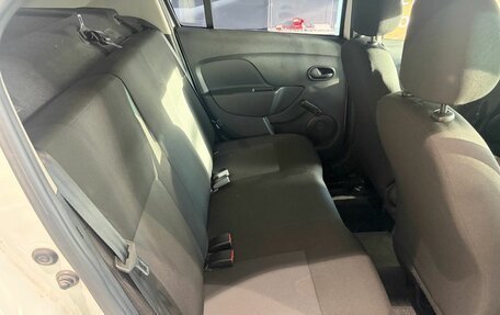 Renault Logan II, 2019 год, 829 000 рублей, 13 фотография