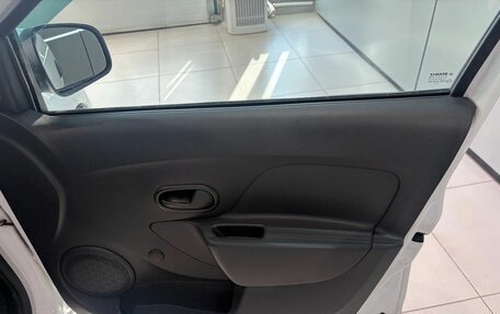 Renault Logan II, 2019 год, 829 000 рублей, 16 фотография