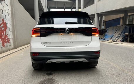 Volkswagen T-Cross I, 2022 год, 1 710 000 рублей, 7 фотография