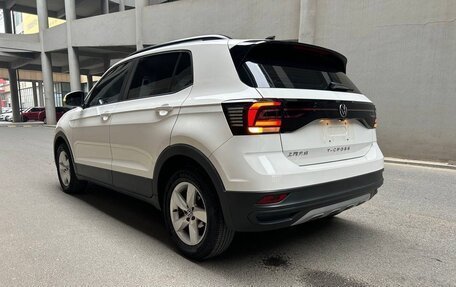 Volkswagen T-Cross I, 2022 год, 1 710 000 рублей, 4 фотография