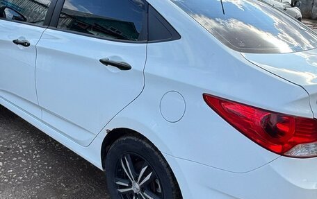 Hyundai Solaris II рестайлинг, 2014 год, 690 000 рублей, 8 фотография