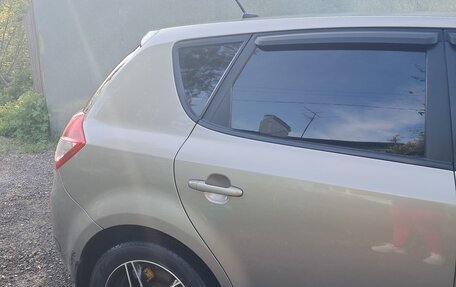 KIA cee'd I рестайлинг, 2010 год, 750 000 рублей, 3 фотография