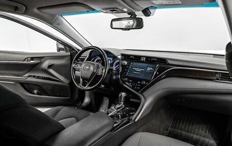 Toyota Camry, 2019 год, 2 789 000 рублей, 9 фотография