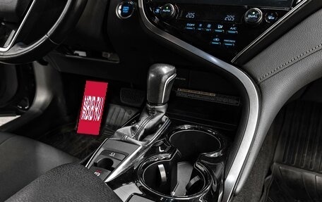Toyota Camry, 2019 год, 2 789 000 рублей, 8 фотография