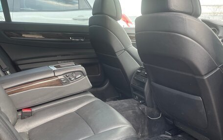 BMW 7 серия, 2010 год, 985 000 рублей, 9 фотография