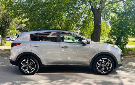 KIA Sportage IV рестайлинг, 2020 год, 2 100 000 рублей, 3 фотография