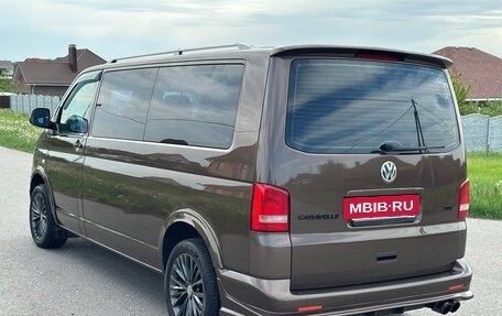 Volkswagen Caravelle T5, 2012 год, 2 215 000 рублей, 4 фотография