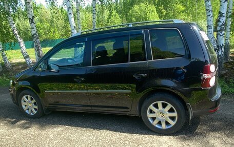 Volkswagen Touran III, 2008 год, 650 000 рублей, 5 фотография