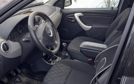 Renault Logan I, 2010 год, 460 000 рублей, 5 фотография
