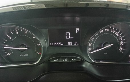 Peugeot 2008 II, 2014 год, 835 000 рублей, 13 фотография