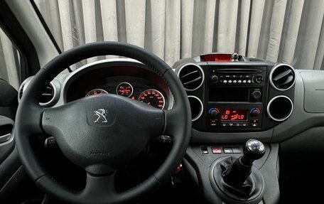 Peugeot Partner II рестайлинг 2, 2016 год, 899 900 рублей, 7 фотография