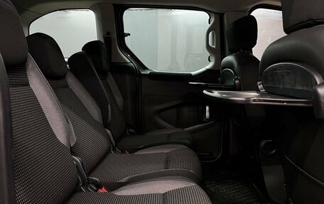 Peugeot Partner II рестайлинг 2, 2016 год, 899 900 рублей, 13 фотография