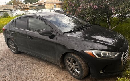 Hyundai Elantra VI рестайлинг, 2017 год, 1 100 000 рублей, 3 фотография