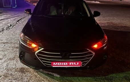 Hyundai Elantra VI рестайлинг, 2017 год, 1 100 000 рублей, 7 фотография