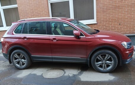Volkswagen Tiguan II, 2017 год, 1 800 000 рублей, 3 фотография