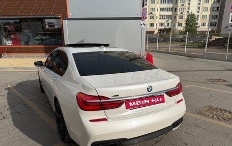 BMW 7 серия, 2015 год, 3 100 000 рублей, 5 фотография