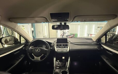 Lexus NX I, 2017 год, 3 100 000 рублей, 6 фотография