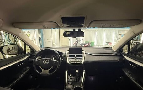 Lexus NX I, 2017 год, 3 100 000 рублей, 12 фотография