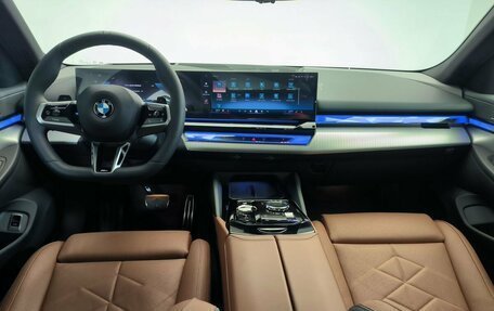 BMW 5 серия, 2025 год, 9 500 000 рублей, 11 фотография