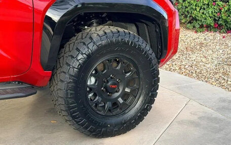 Toyota 4Runner, 2026 год, 10 665 000 рублей, 6 фотография