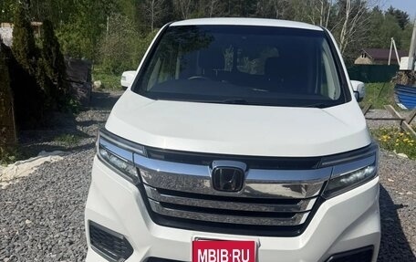 Honda Stepwgn IV, 2021 год, 2 450 000 рублей, 1 фотография