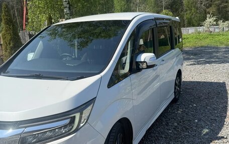 Honda Stepwgn IV, 2021 год, 2 450 000 рублей, 3 фотография
