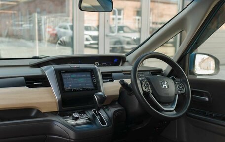 Honda Freed II, 2017 год, 1 300 000 рублей, 10 фотография