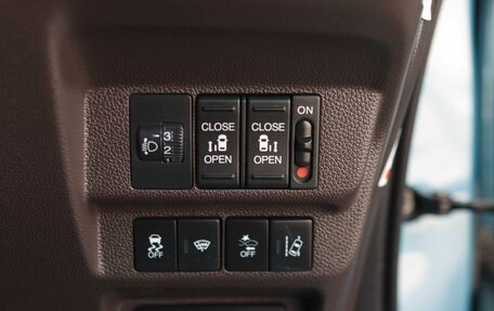 Honda Freed II, 2017 год, 1 300 000 рублей, 17 фотография