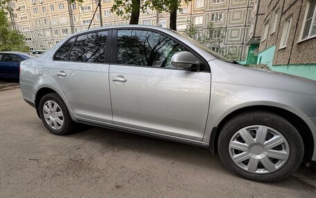 Volkswagen Jetta VI, 2010 год, 590 000 рублей, 5 фотография