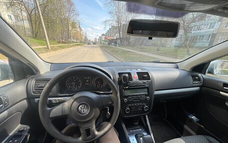 Volkswagen Jetta VI, 2010 год, 590 000 рублей, 10 фотография