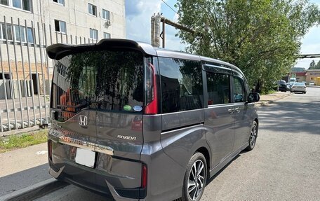 Honda Stepwgn IV, 2016 год, 1 585 000 рублей, 4 фотография