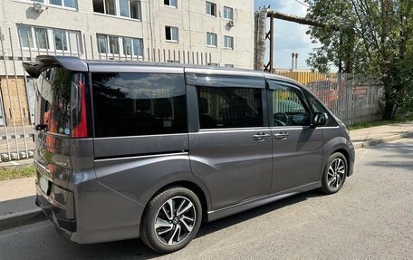 Honda Stepwgn IV, 2016 год, 1 585 000 рублей, 7 фотография