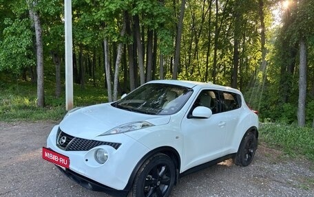 Nissan Juke II, 2012 год, 930 000 рублей, 3 фотография