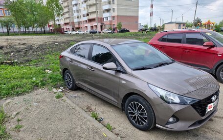 Hyundai Solaris II рестайлинг, 2021 год, 1 650 000 рублей, 7 фотография