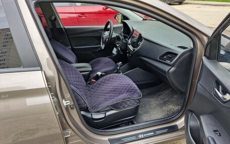 Hyundai Solaris II рестайлинг, 2021 год, 1 650 000 рублей, 12 фотография