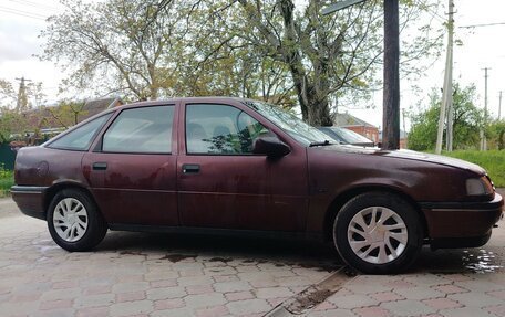Opel Vectra A, 1988 год, 125 000 рублей, 2 фотография