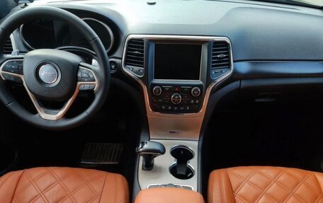 Jeep Grand Cherokee, 2013 год, 1 745 000 рублей, 8 фотография