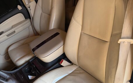 Cadillac Escalade III, 2007 год, 1 370 000 рублей, 10 фотография