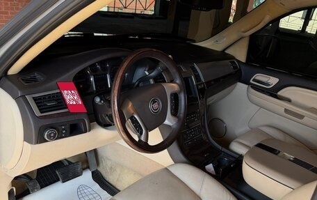 Cadillac Escalade III, 2007 год, 1 370 000 рублей, 9 фотография