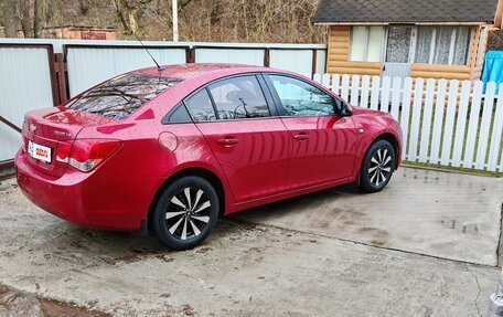 Chevrolet Cruze II, 2010 год, 670 000 рублей, 2 фотография