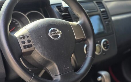 Nissan Tiida, 2010 год, 800 000 рублей, 4 фотография