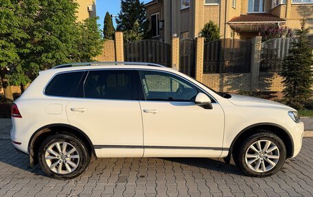 Volkswagen Touareg III, 2012 год, 2 050 000 рублей, 7 фотография