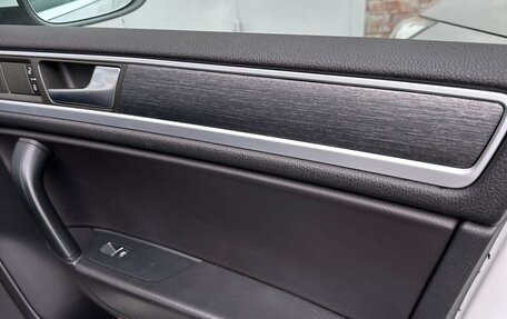 Volkswagen Touareg III, 2012 год, 2 050 000 рублей, 27 фотография