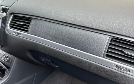 Volkswagen Touareg III, 2012 год, 2 050 000 рублей, 25 фотография