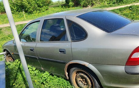 Opel Vectra B рестайлинг, 1996 год, 30 000 рублей, 3 фотография